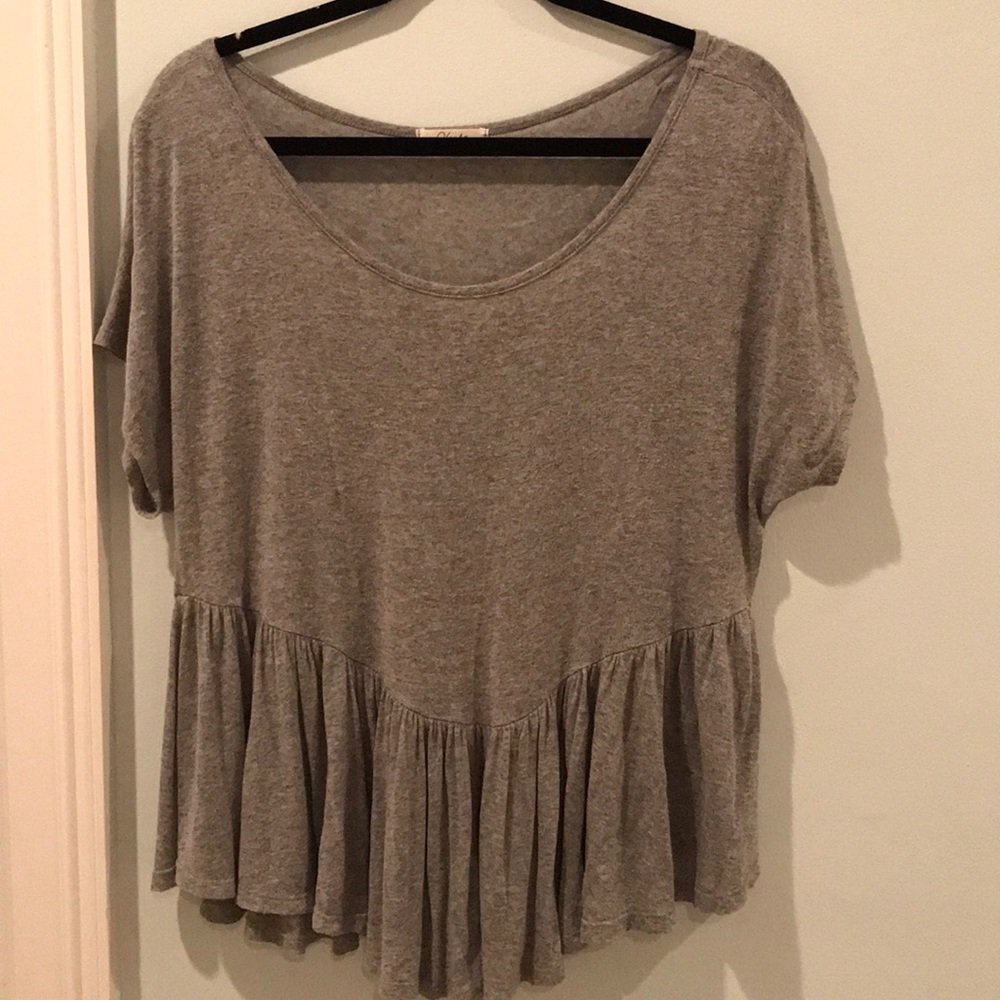 Boutique gray tee with ruffle detail